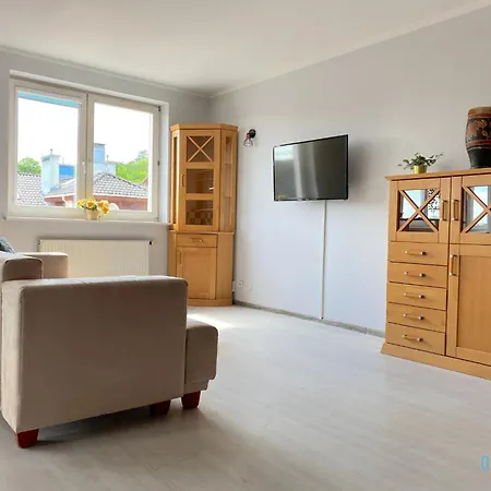 Umbrella - 10 Min To Old Town Gdansk,pkp & Shopping Mall Homestay Gdansk