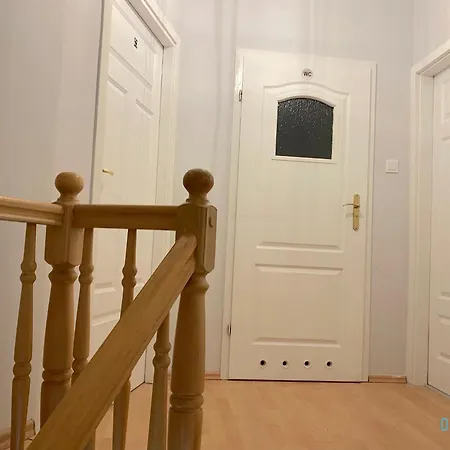 Umbrella - 10 Min To Old Town Gdansk,pkp & Shopping Mall Homestay Gdansk