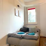 Umbrella - 10 Min To Old Town Gdansk,pkp & Shopping Mall Проживание в семье *