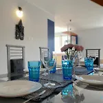 Umbrella - 10 Min To Old Town Gdansk,pkp & Shopping Mall Проживание в семье